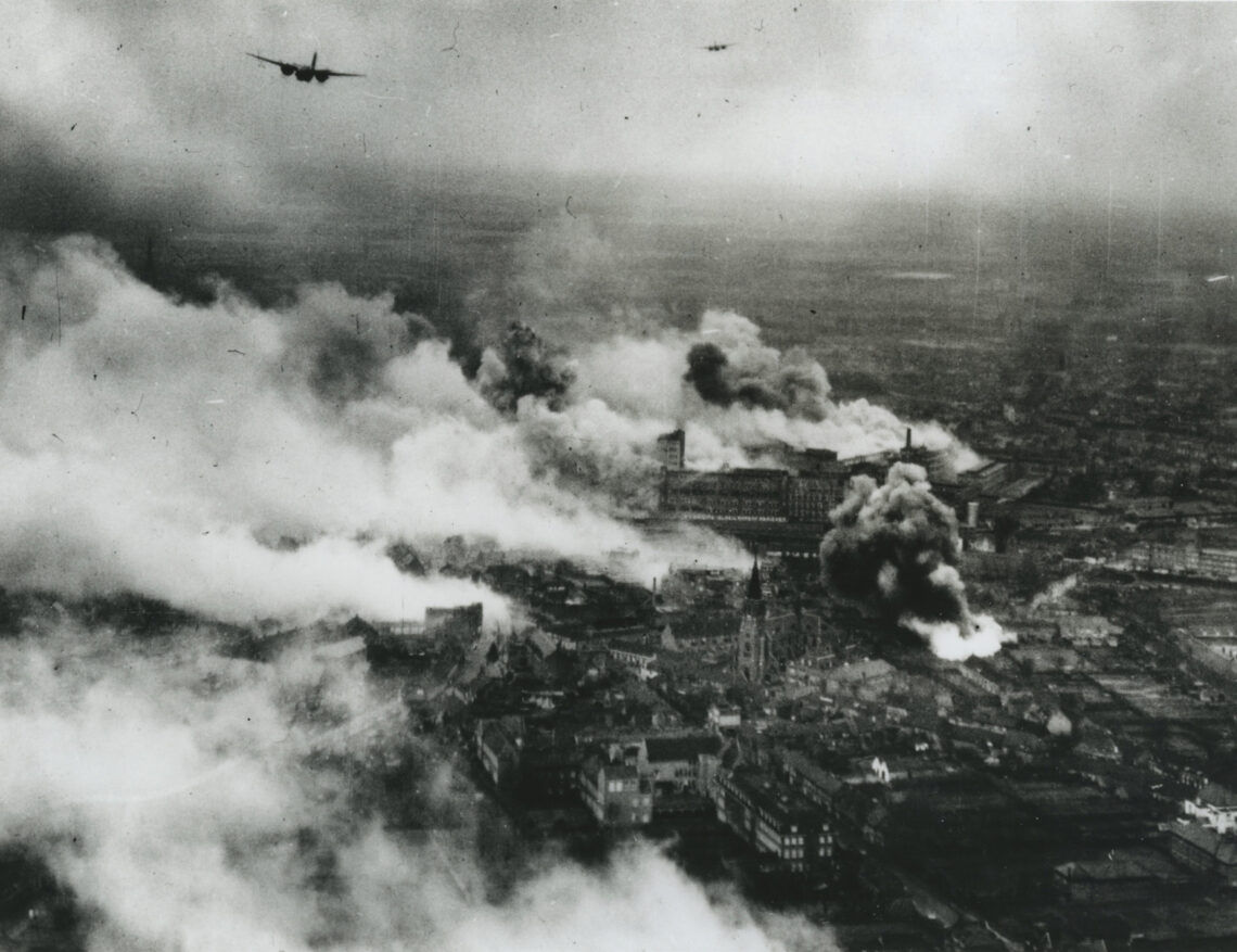 Sinterklaasbombardement 6 december 1942